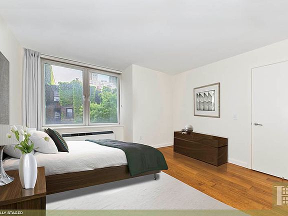 5th image of 408 E 79th St APT 3D