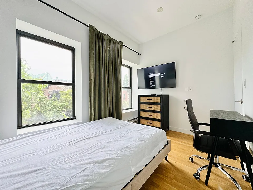 251 Dekalb Ave #3R-119