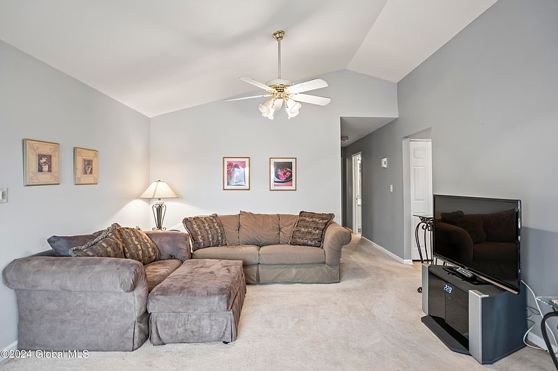 5th image of 1200 Hillside Avenue #803