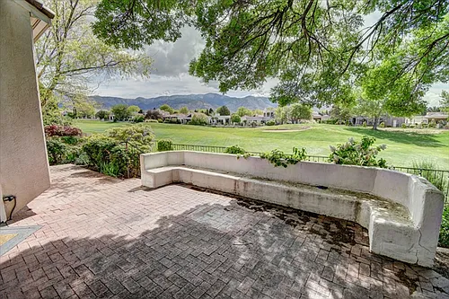 6524 Glen Oak NE Photo 1