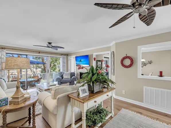15 Back Ct, Isle Of Palms, SC 29451