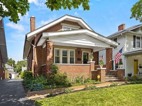 647 Montrose Ave