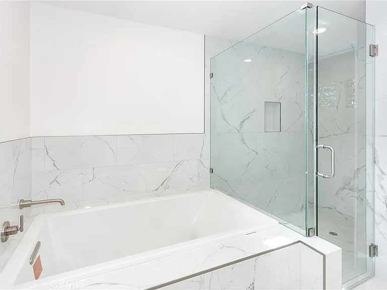16973 Strawberry Dr — Photo 15