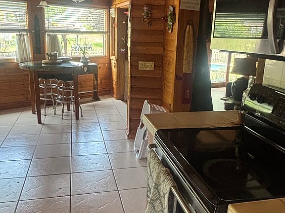 2nd image of 72 Crider Cir #124