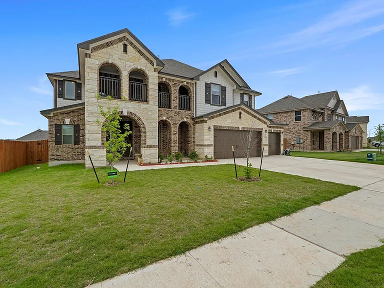 4729 San Rufo Dr — Photo 2