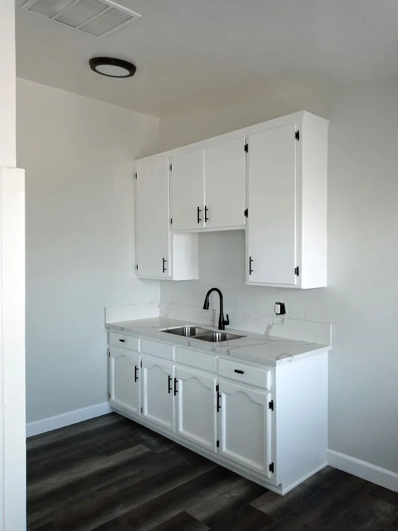 1 bed, 1.0 bath, 504 sqft, $1,895 — Photo 3