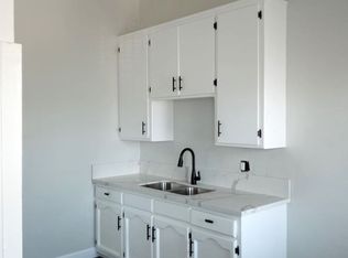 8911 S Figueroa St #11A, Los Angeles, CA 90003