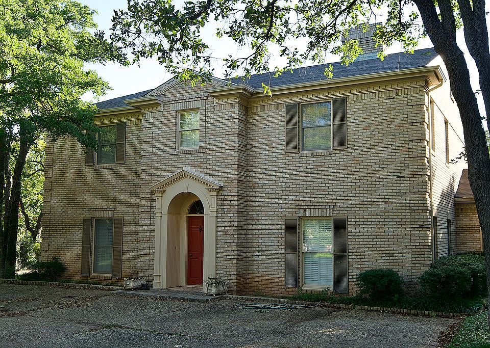 1st image of 1510 Oak Forest Dr
