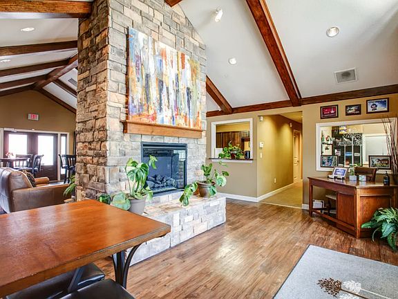 4th image of 12929 Delaware Pkwy #15-202