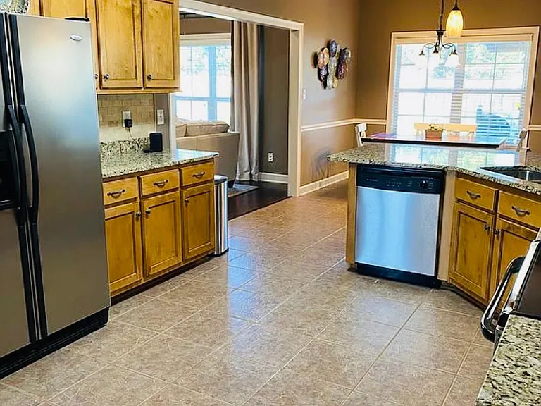 10501 Spruce Ridge Ln — Photo 6