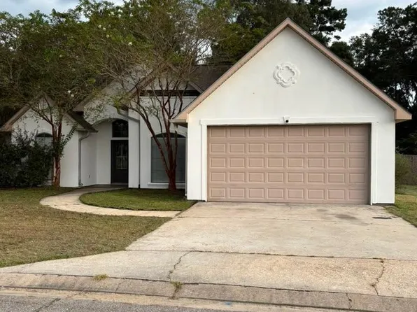 38580 Red Bud Ln, Denham Springs, LA 70706