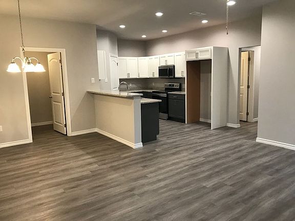 4th image of 6047 Jennings St