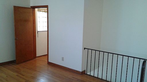 5th image of 5309A Jamieson Ave