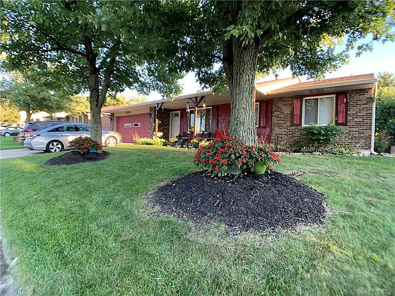 5th image of 320 Pearhill Dr
