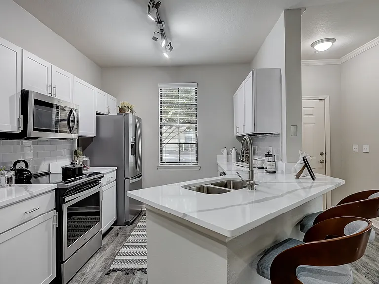 Enders Place at Baldwin Park — Photo 8