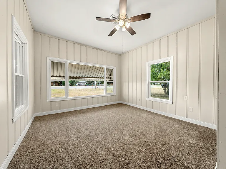 11101 China Spring Rd — Photo 14