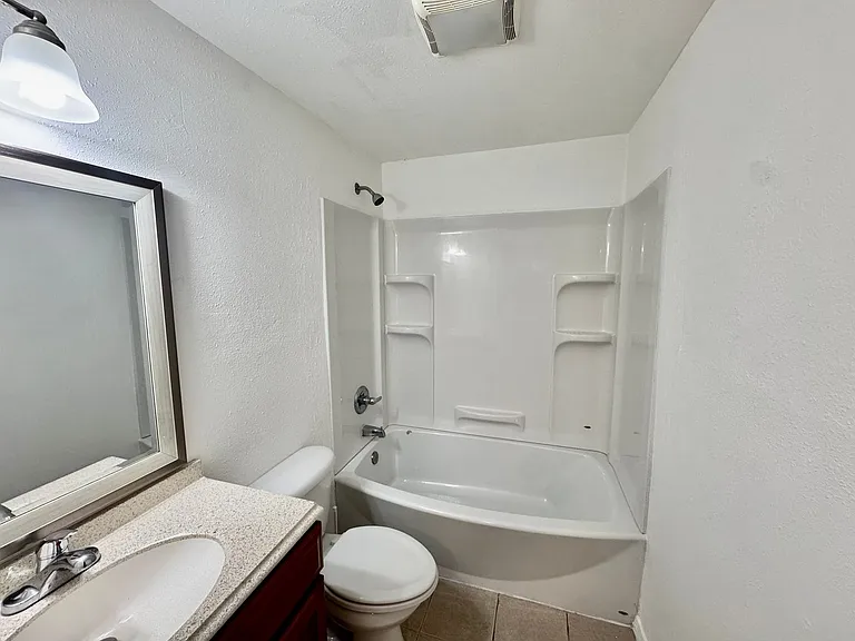 Sturgus Tri-plex — Photo 4