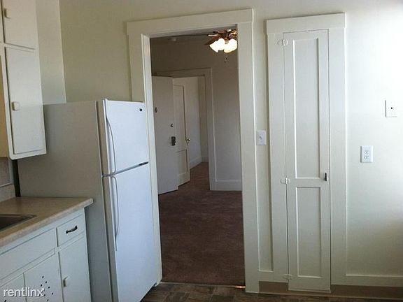 709-E2 Kitchen