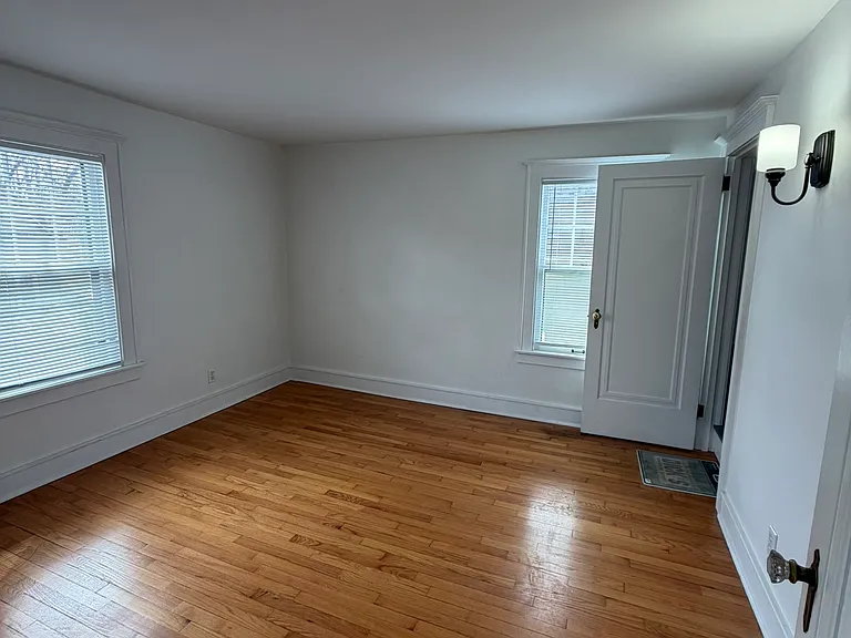 221 Houston Pl — Photo 28