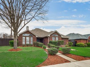 1025 Monarch Dr, Lewisville, TX 75067