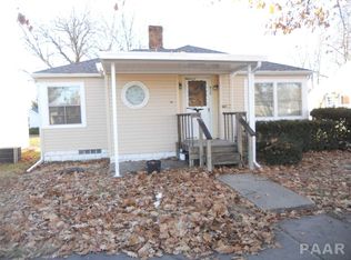 418 N Avenue B, Canton, IL 61520