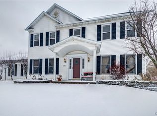 5812 Independence Dr, Jamesville, NY 13078