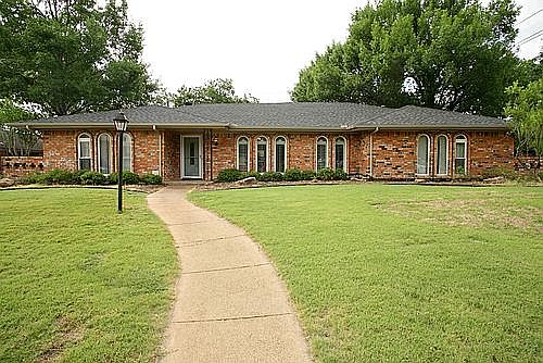 1st image of 2236 Grandview Dr
