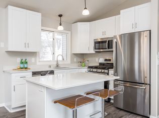 1417 Deerfield Rd, Waconia, MN 55387