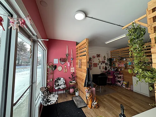 523 Canterbury Dr Photo 1