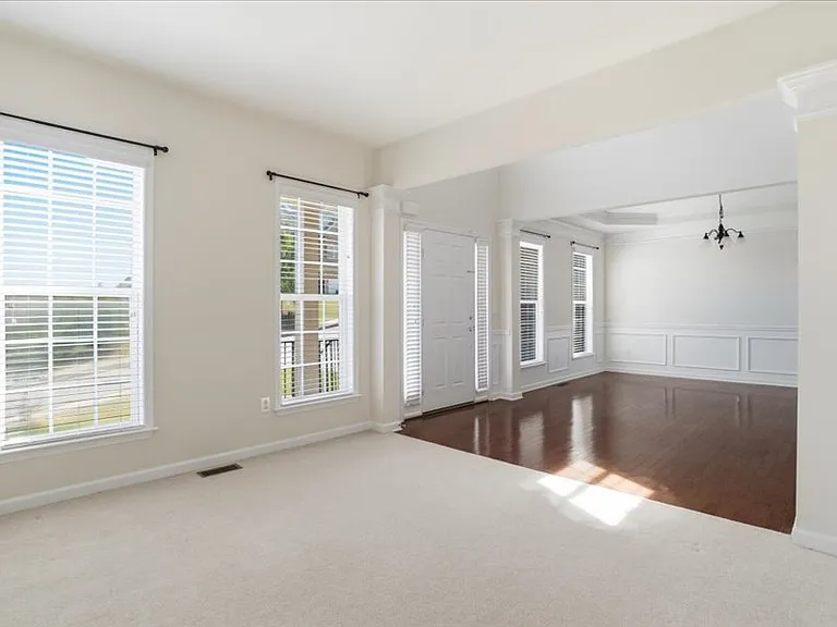 2705 Azalea Bluff Dr — Photo 12