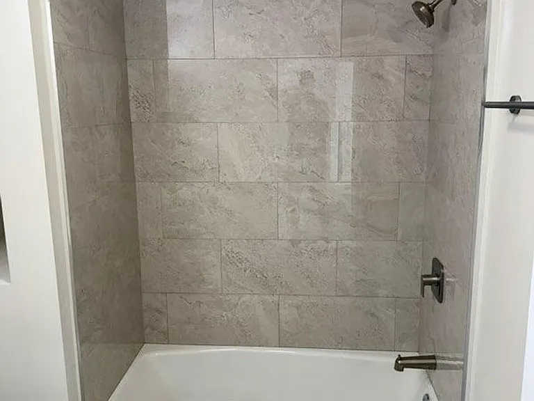 Agua Caliente Apartments — Photo 11