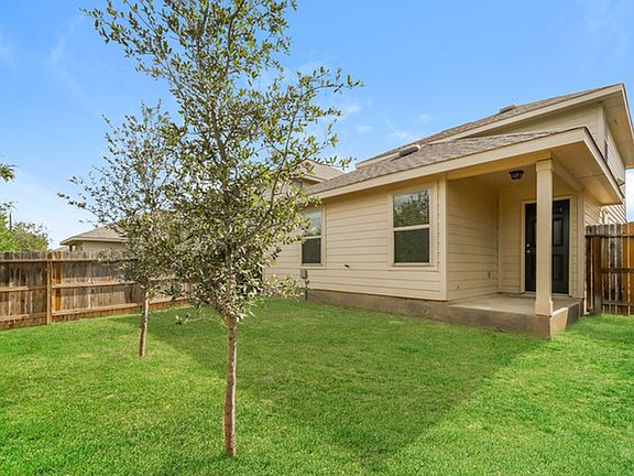 5th image of 10431 Clearwater Way