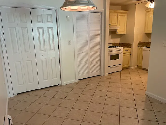 104 Springbrook Cir — Photo 4