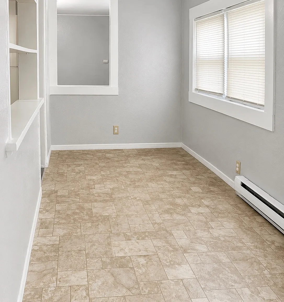 2 bed, 1100 sqft, $1,700 — Photo 2