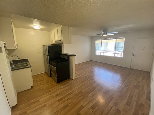 3rd image of 333 Vernon Ave APT 8