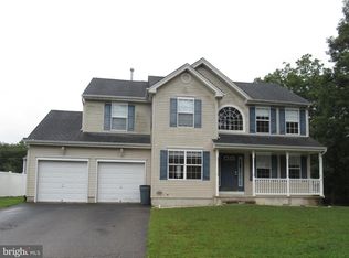 8 David Dr, Barnegat, NJ 08005