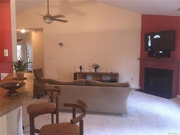 3rd image of 3009 Chartwood Dr