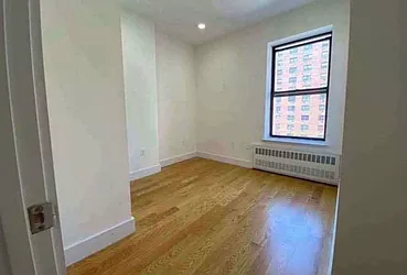 Rented by EastMount Realty LLC