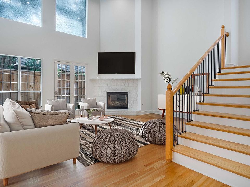 Optionally furnished common areas! Common areas can come beautifully furnished by our in-house design team for an additional fee.