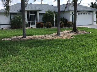 1123 SE 37th St, Cape Coral, FL 33904