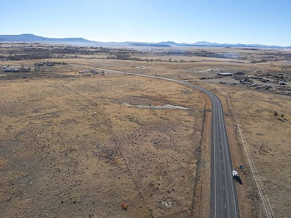 4th image of 186 Highway 555