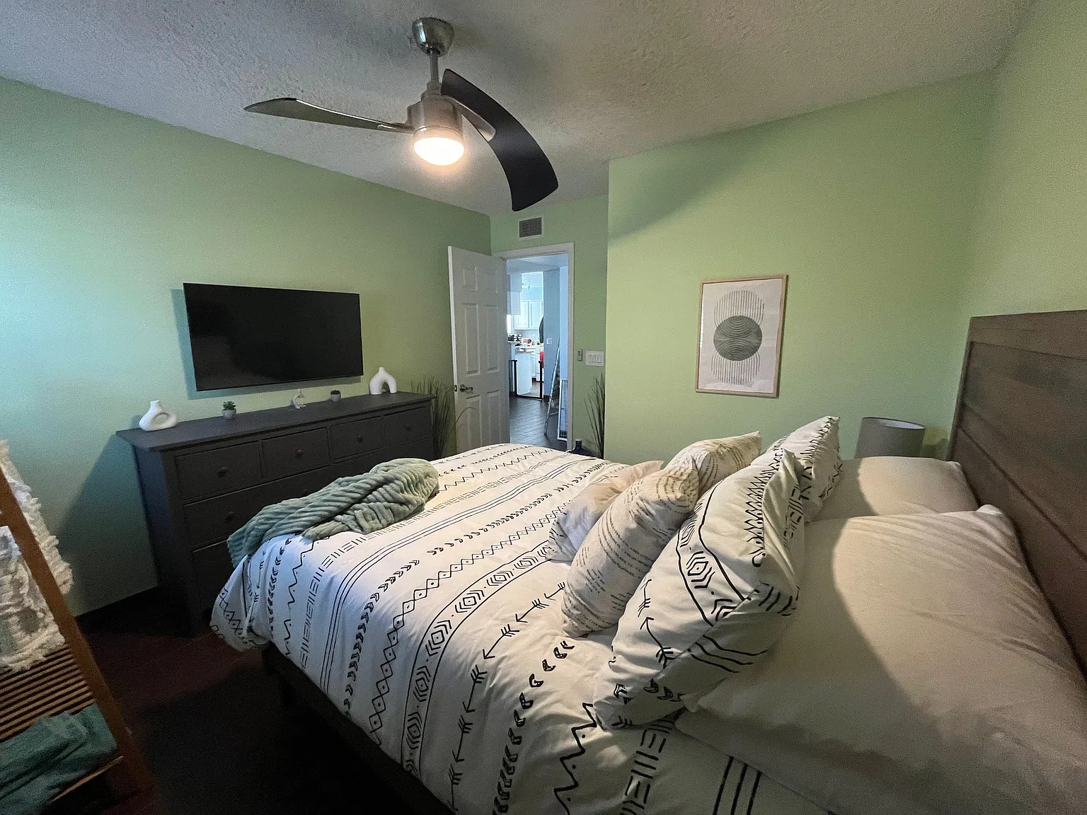 Cozy Private bed and bath in Peoria | Available 10/01 | $1050/mo — Photo 3