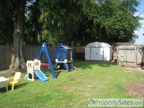 4th image of 726 Natalie Dr