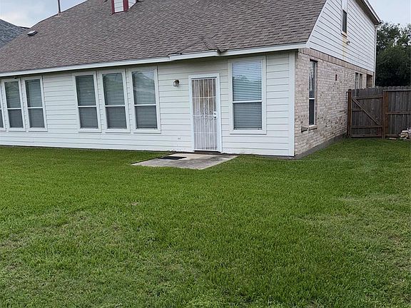 2nd image of 12823 Porter Meadow Ln