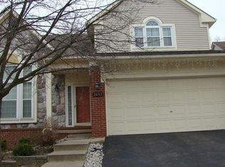34763 Pickford Dr, Farmington Hills, MI 48335