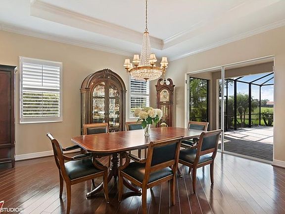 5th image of 301 Martellago Dr