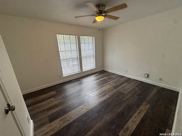 8611 Datapoint Dr — Photo 9