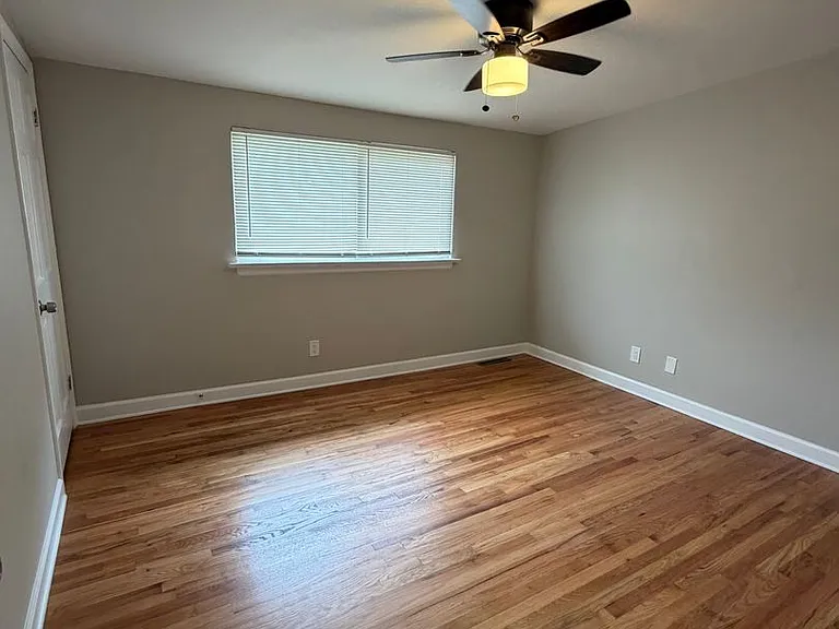 3625 Glenwood Dr #1 — Photo 3