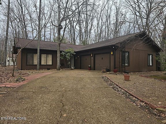 2nd image of 11 Briar Ct