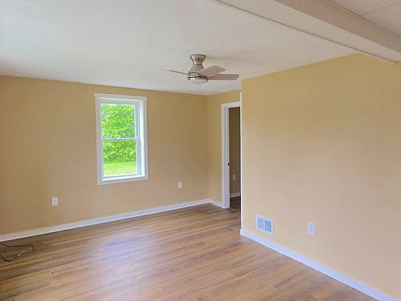 5th image of 83 Chapman Road